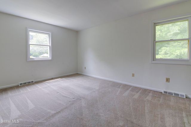 949 Morgan Avenue, Niskayuna, NY 12309