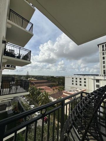 1300 Ponce De Leon Blvd 702, Coral Gables, FL 33134