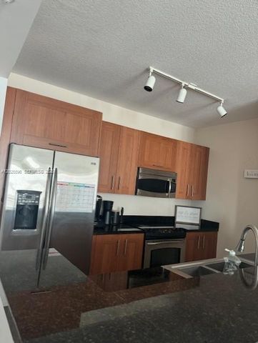 1300 Ponce De Leon Blvd 702, Coral Gables, FL 33134