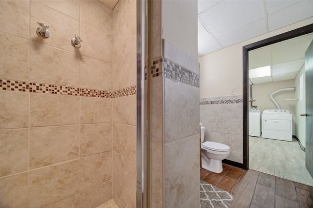 3337 W 41ST Street, Erie, PA 16506