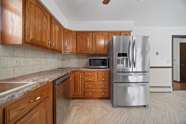 3337 W 41ST Street, Erie, PA 16506