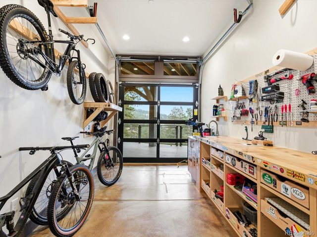 980 Twisted Pine Road, Golden, CO 80401