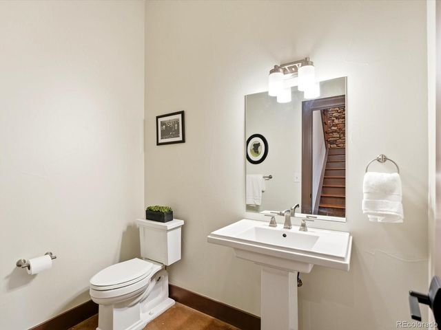 980 Twisted Pine Road, Golden, CO 80401