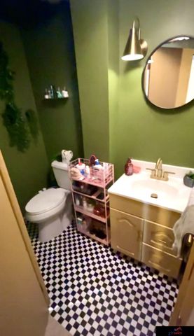 5327 N 48 Avenue, Omaha, NE 68104