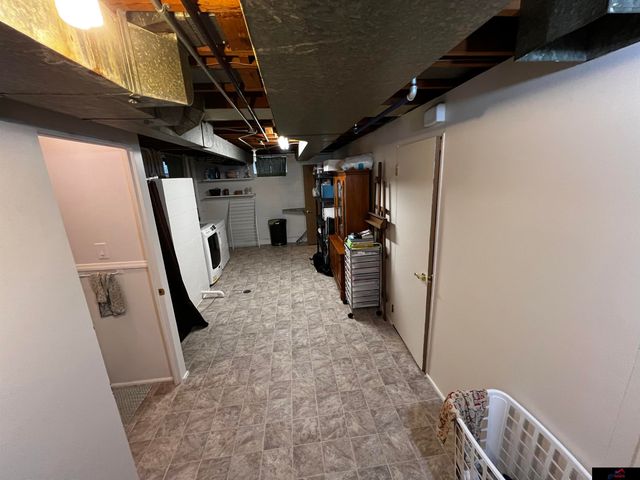 5327 N 48 Avenue, Omaha, NE 68104