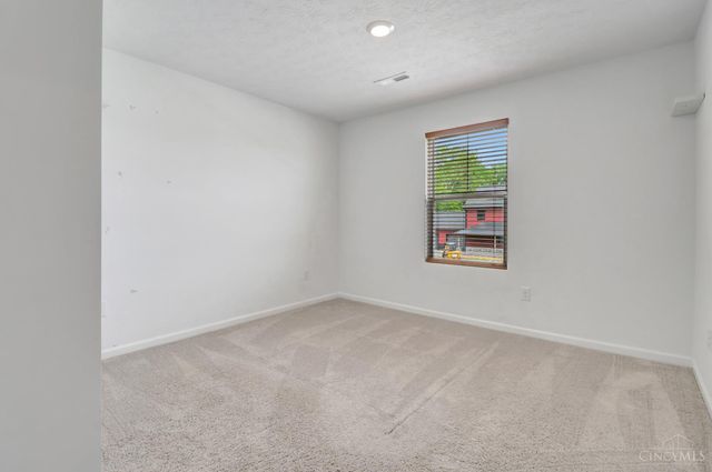 108 Mound Builder Place, Carlisle, OH 45005
