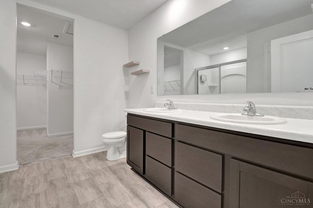 108 Mound Builder Place, Carlisle, OH 45005