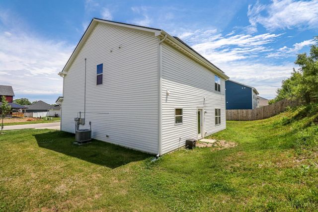 108 Mound Builder Place, Carlisle, OH 45005