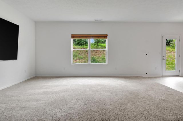 108 Mound Builder Place, Carlisle, OH 45005