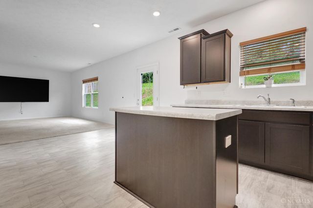 108 Mound Builder Place, Carlisle, OH 45005