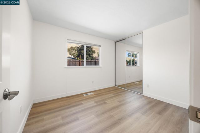 2274 Mount Whitney Dr, Pittsburg, CA 94565