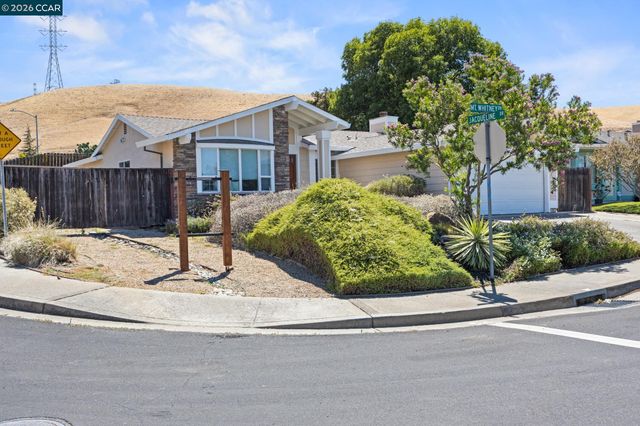 2274 Mount Whitney Dr, Pittsburg, CA 94565