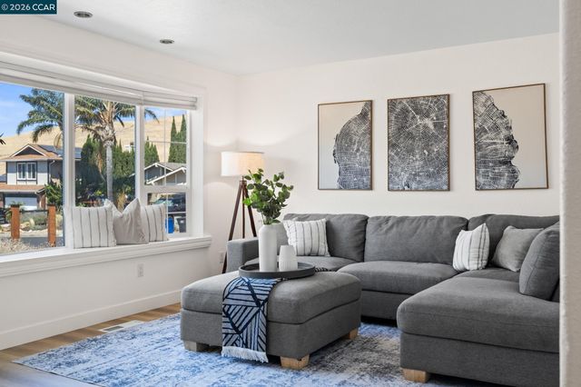 2274 Mount Whitney Dr, Pittsburg, CA 94565