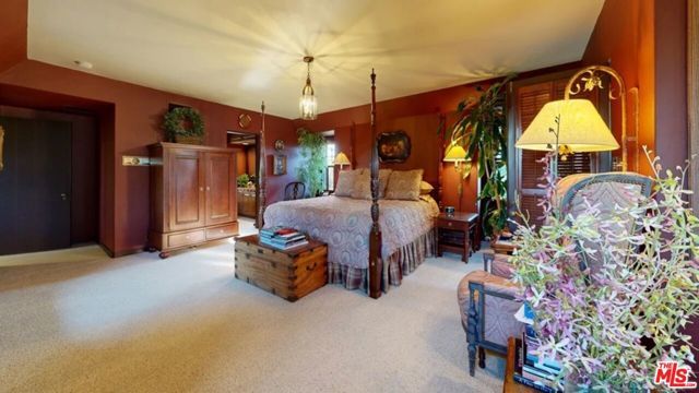 570 S Mapleton Drive, Los Angeles, CA 90024