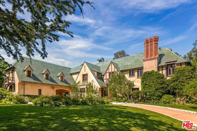 570 S Mapleton Drive, Los Angeles, CA 90024