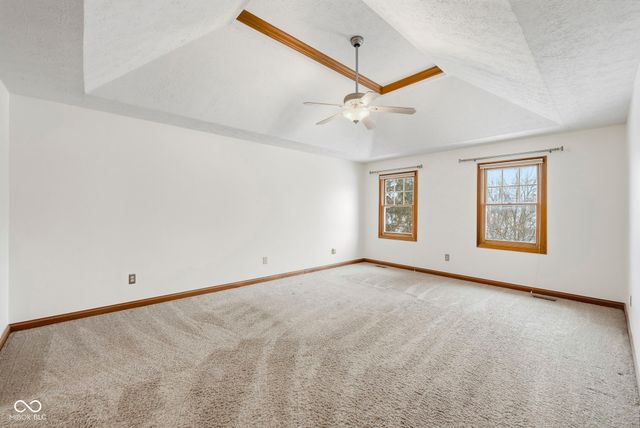 10236 Bent Tree Lane, Fishers, IN 46037