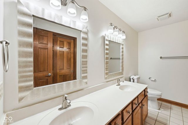 10236 Bent Tree Lane, Fishers, IN 46037