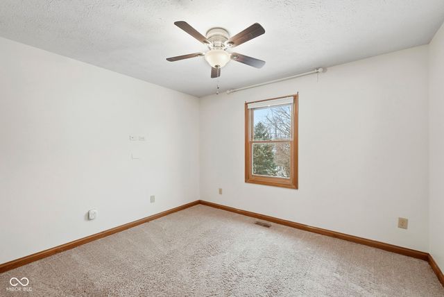 10236 Bent Tree Lane, Fishers, IN 46037