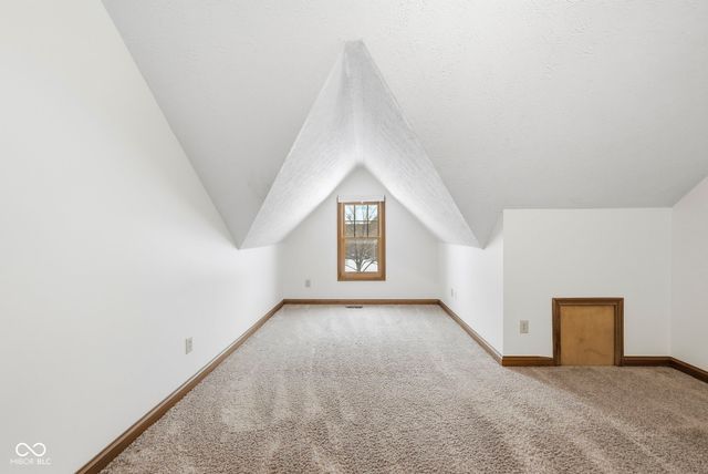 10236 Bent Tree Lane, Fishers, IN 46037