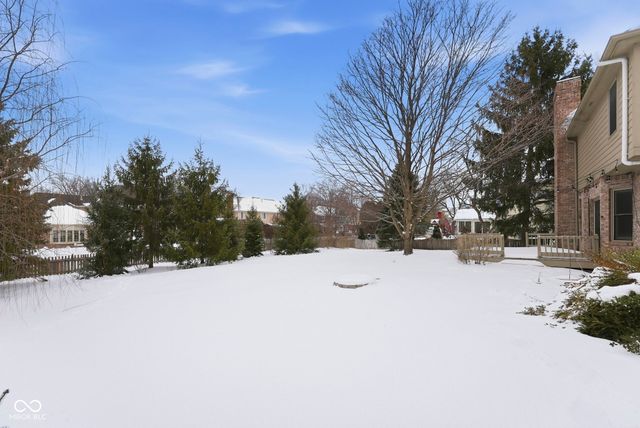 10236 Bent Tree Lane, Fishers, IN 46037