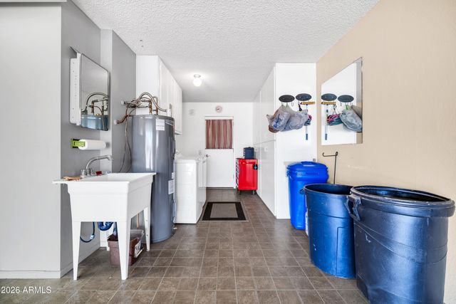 9605 W HIDDEN VALLEY Circle N, Sun City, AZ 85351