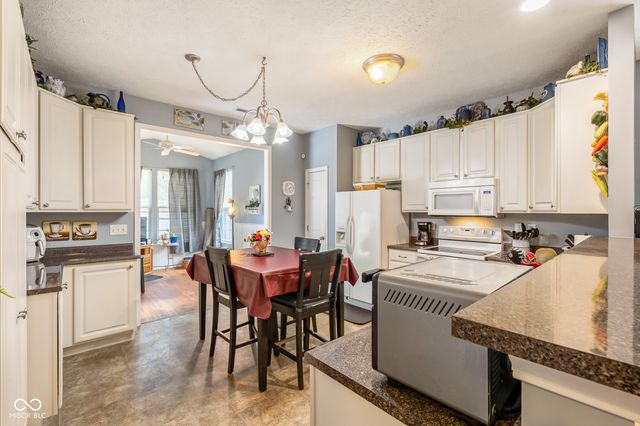 7917 Hosta Drive, Camby, IN 46113