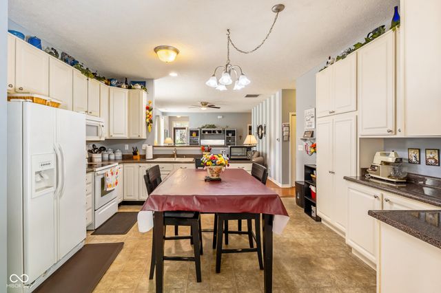 7917 Hosta Drive, Camby, IN 46113