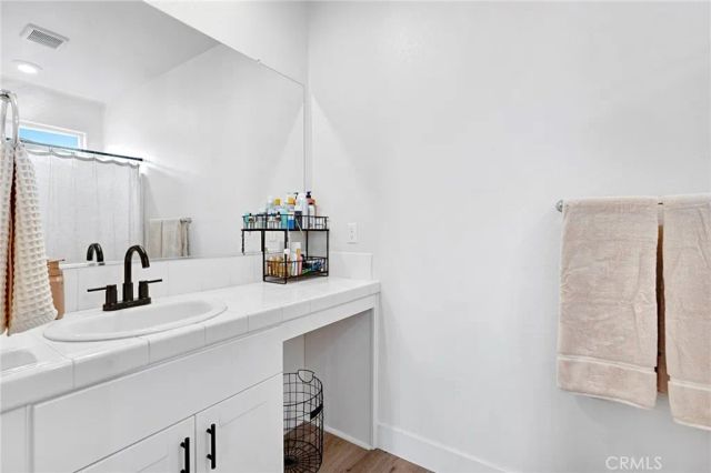 1386 Shoreside, Madera, CA 93637