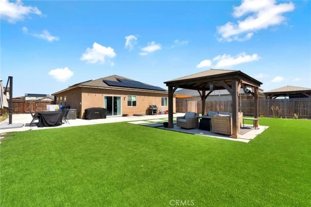 1386 Shoreside, Madera, CA 93637