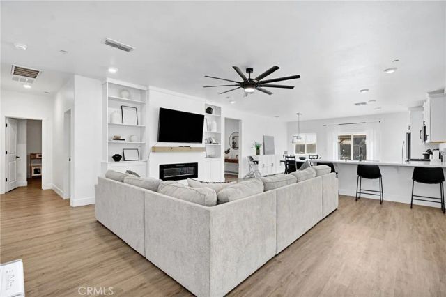 1386 Shoreside, Madera, CA 93637