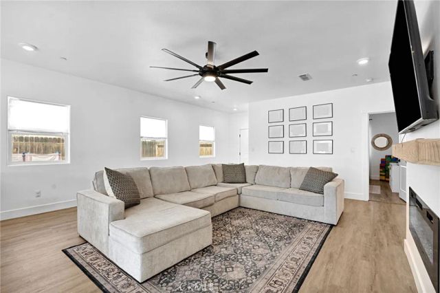 1386 Shoreside, Madera, CA 93637