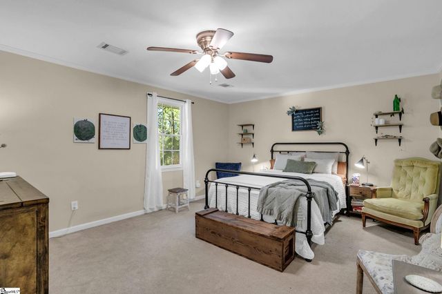 203 Hickory Lane, Mauldin, SC 29662