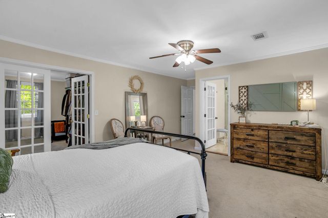 203 Hickory Lane, Mauldin, SC 29662