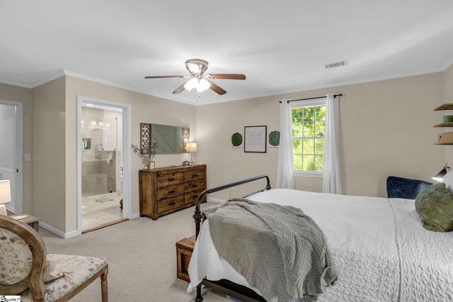 203 Hickory Lane, Mauldin, SC 29662