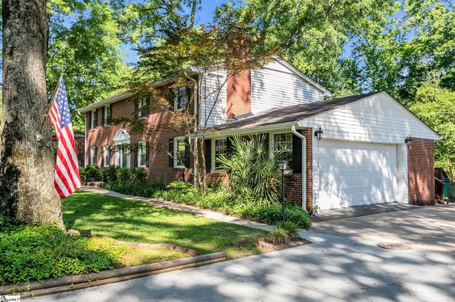 203 Hickory Lane, Mauldin, SC 29662