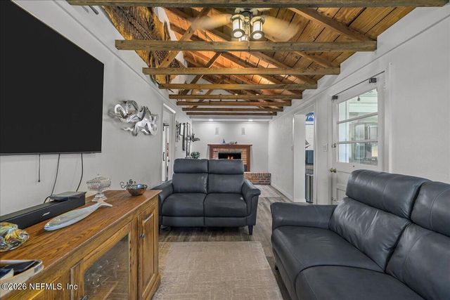 1523 COUNTY ROAD 309 1, Georgetown, FL 32139