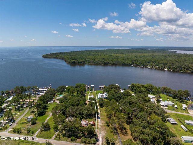 1523 COUNTY ROAD 309 1, Georgetown, FL 32139