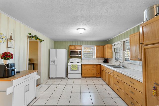 128 Highway 521, Andrews, SC 29510