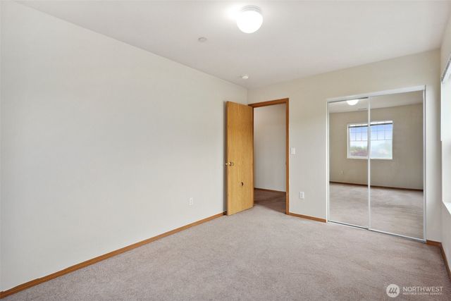 2048 Jensen Avenue, Dupont, WA 98327