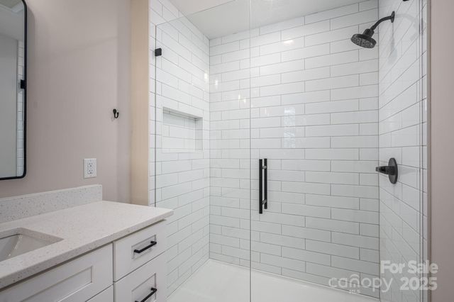 1928 Friendly Lane, Newton, NC 28658