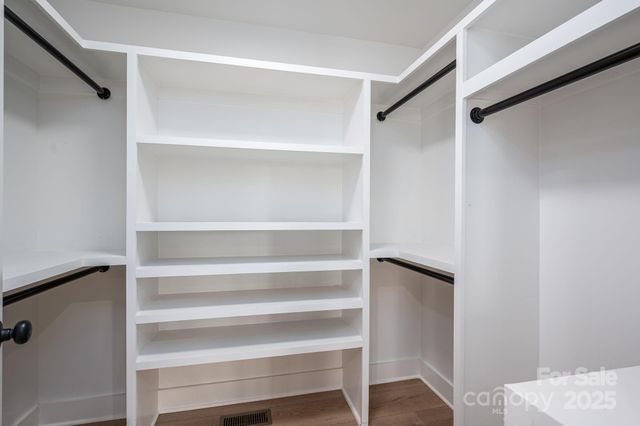 1928 Friendly Lane, Newton, NC 28658