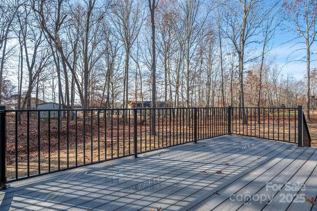 1928 Friendly Lane, Newton, NC 28658