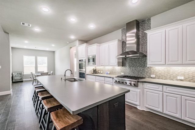3722 Edison Lane, Rosharon, TX 77583