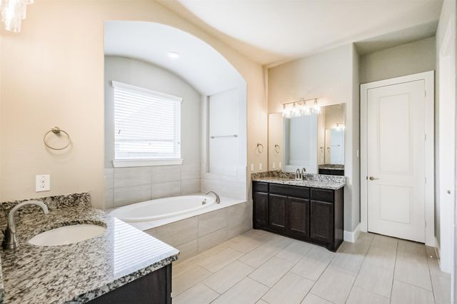 3722 Edison Lane, Rosharon, TX 77583