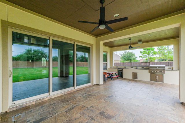 3722 Edison Lane, Rosharon, TX 77583