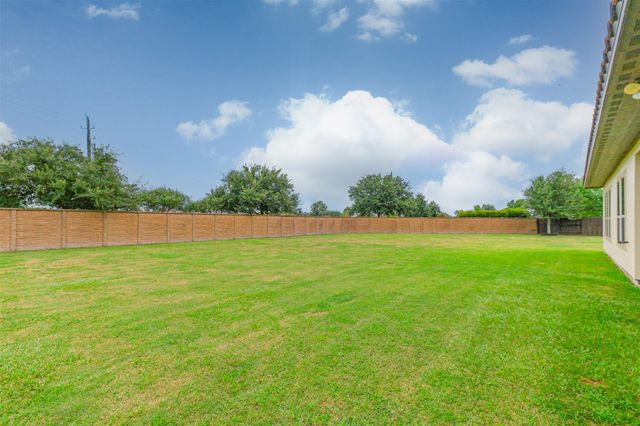3722 Edison Lane, Rosharon, TX 77583