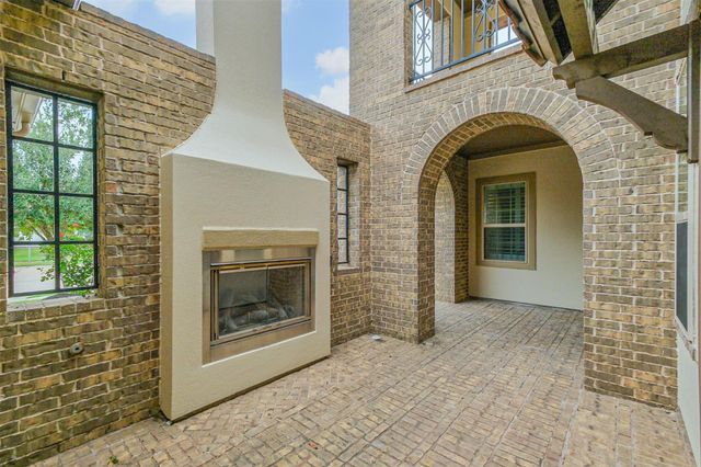 3722 Edison Lane, Rosharon, TX 77583