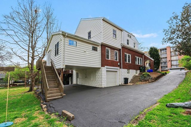 819 N Fort Thomas Avenue, Fort Thomas, KY 41075
