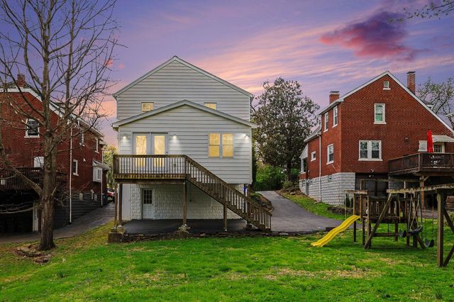 819 N Fort Thomas Avenue, Fort Thomas, KY 41075