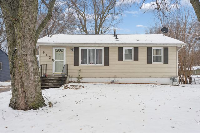 912 Titus Avenue, Des Moines, IA 50315